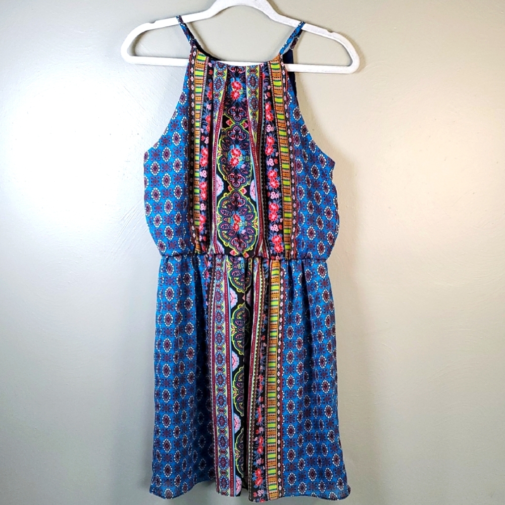 by & by Junior Girls Multicolored Halter Dress With Liner. Size Large